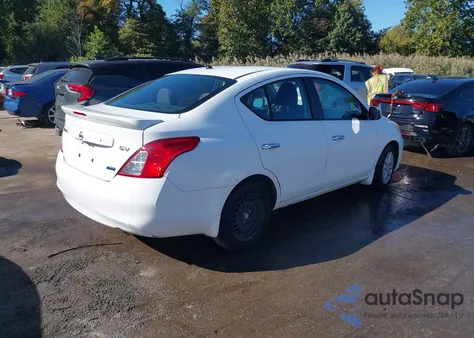 2013 Nissan Versa 1.6 Sv from USA, damaged, VIN 3N1CN7AP8DL860114